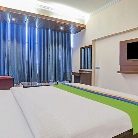 Hotel The Golden Bird Agra  Buitenkant foto