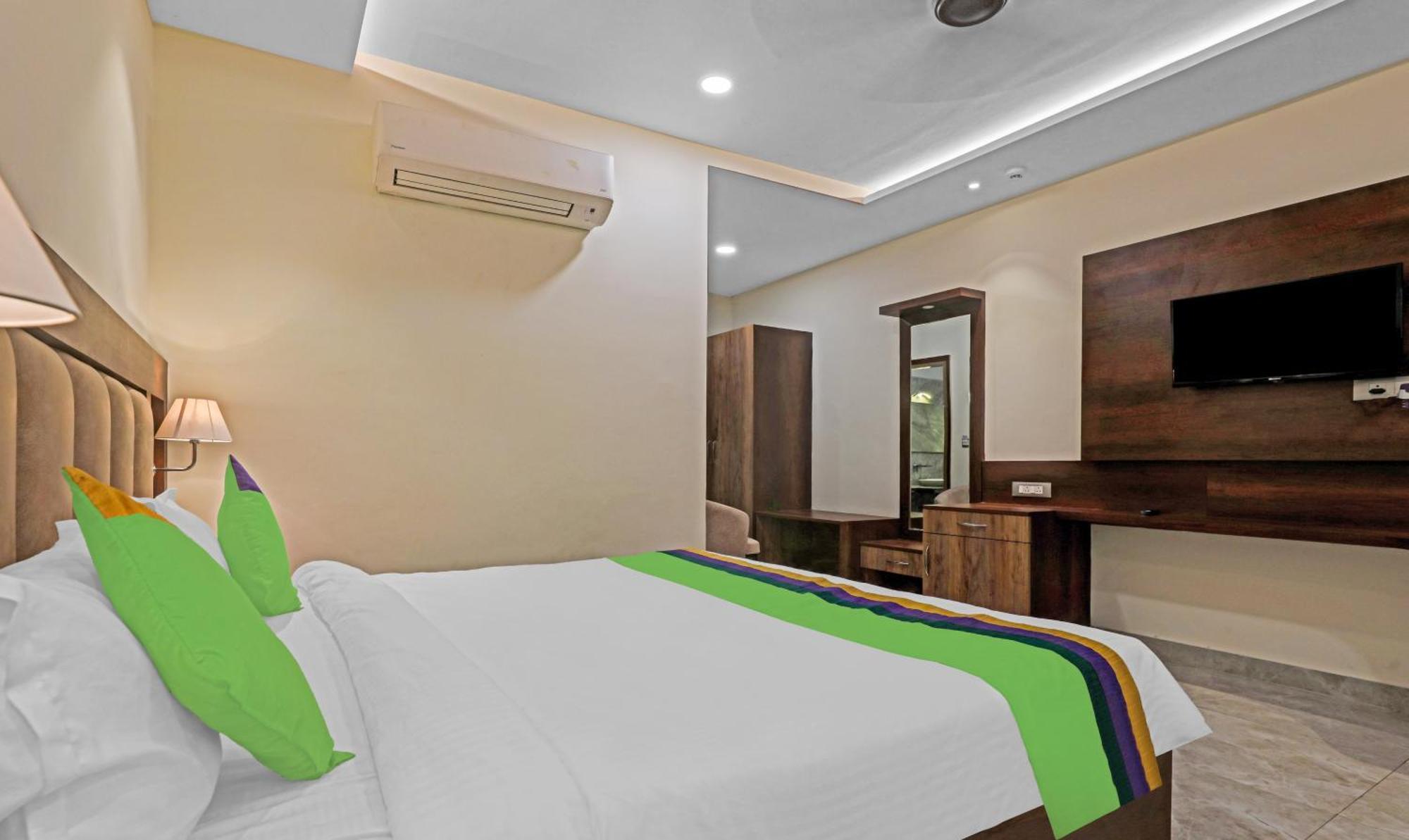 Hotel The Golden Bird Agra  Buitenkant foto