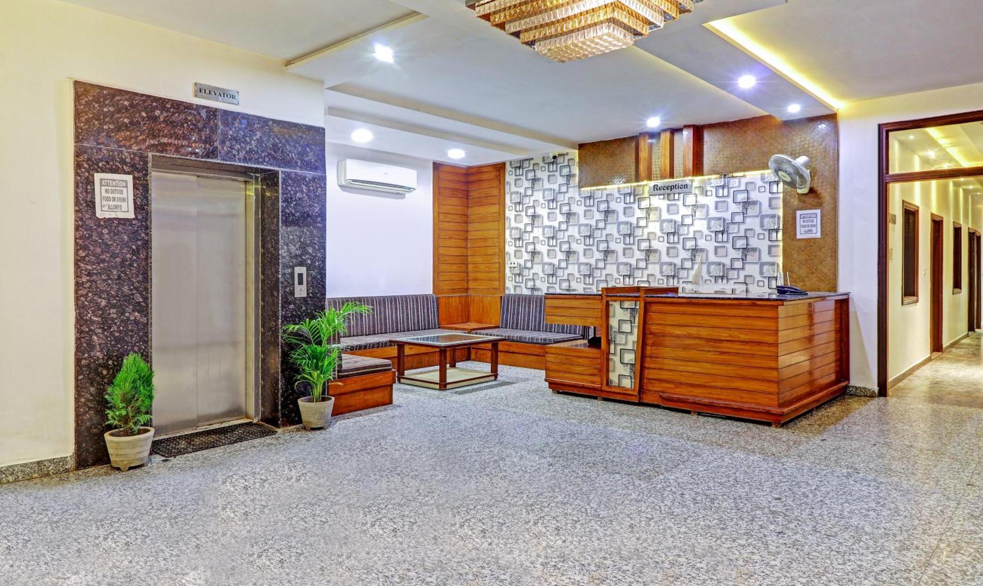 Hotel The Golden Bird Agra  Buitenkant foto