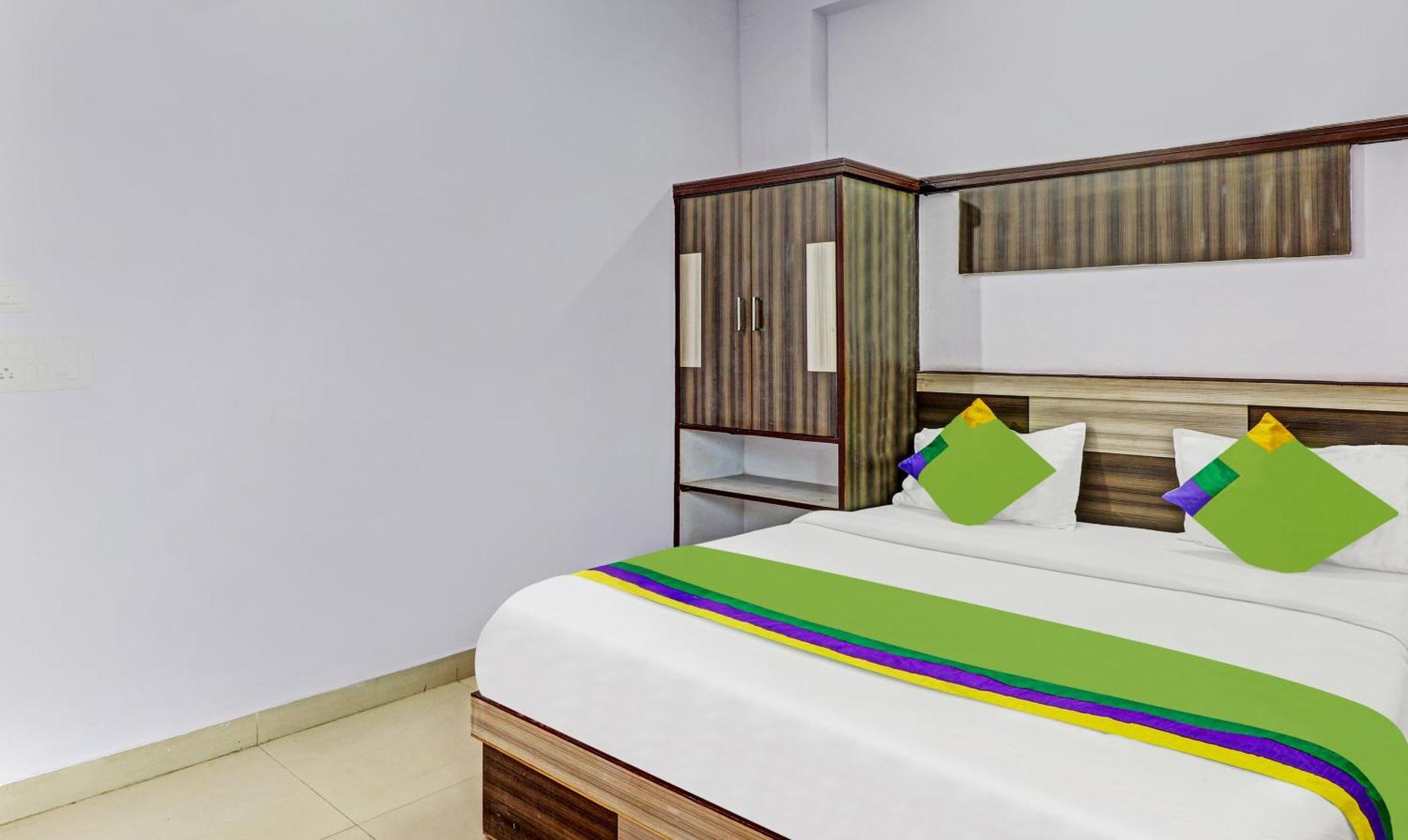 Hotel The Golden Bird Agra  Buitenkant foto